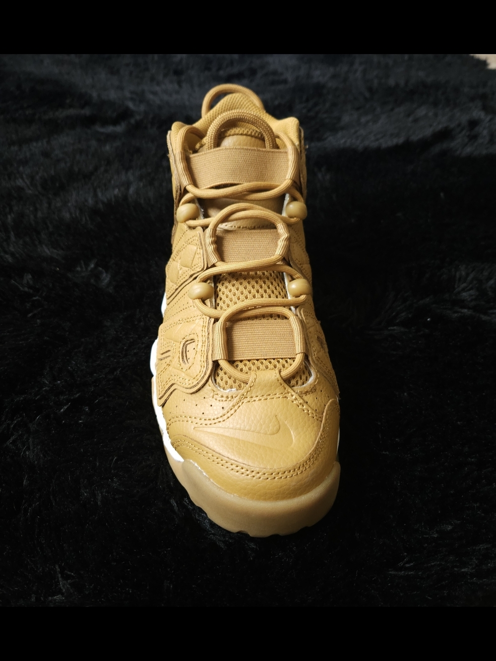 Nike Air More Uptempo Wheat Quilted (W) - Picture 4 of 16
